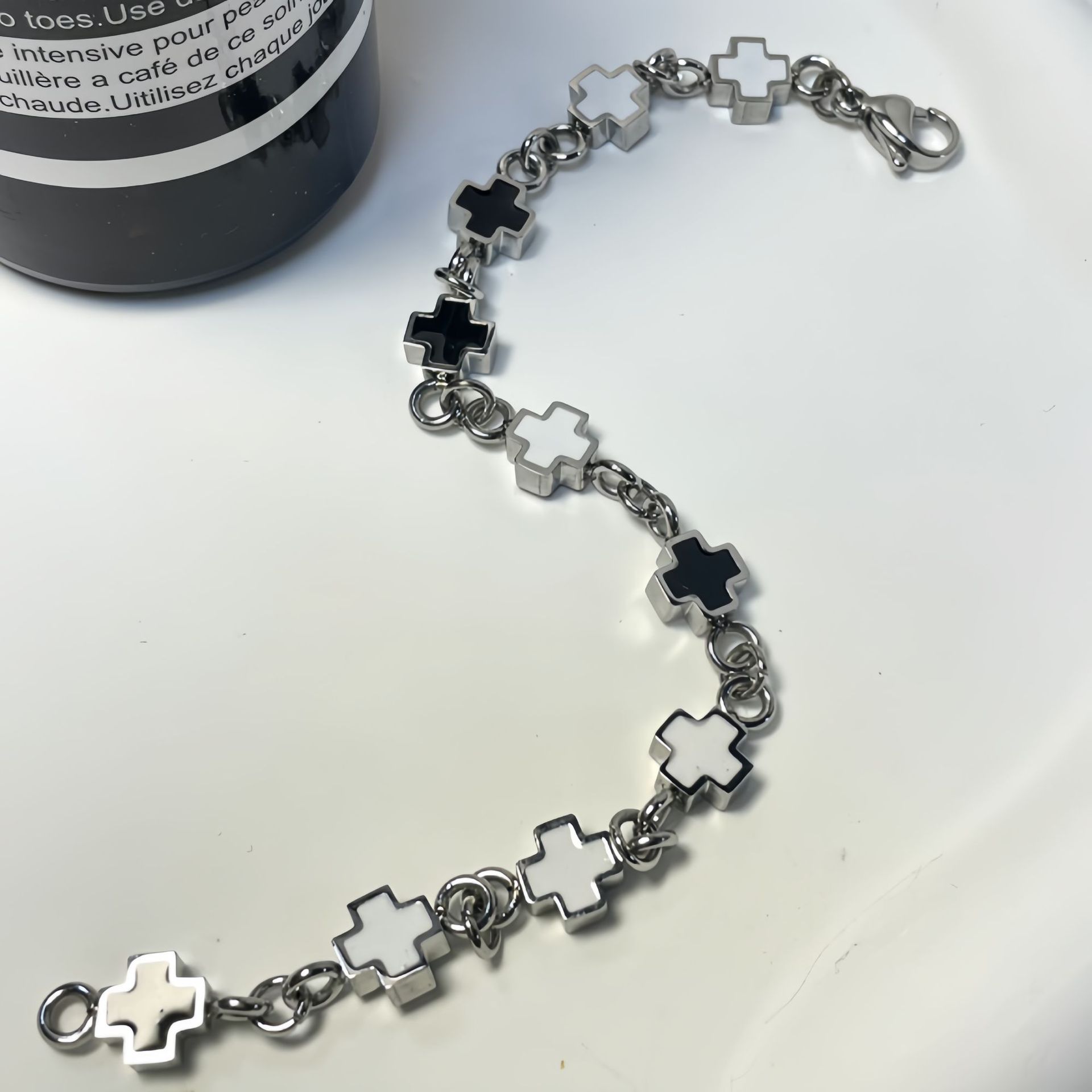 French Style Affordable Luxury Fashion Black And White Cross Bracelet Fashion Personality Men And Women - Whitemarket